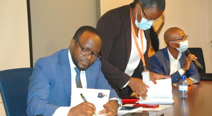 Lançamento do livro do Dr. Itula Manuel